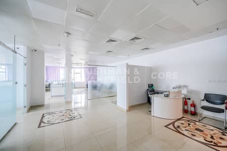 Office for Sale in Jumeirah Lake Towers (JLT), Dubai - Fully Fitted and Furnished | Pantry | Low Floor