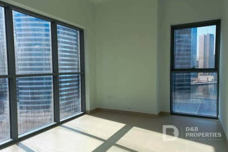 1 Bedroom Apartment for Sale in Downtown Dubai, Dubai - Vacant August I No Balcony I 2 Bathrooms