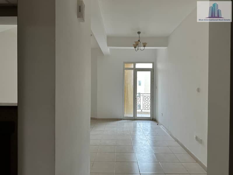 LARGE BALCONY | 1 BEDROOM | EMIRATES CLUTER