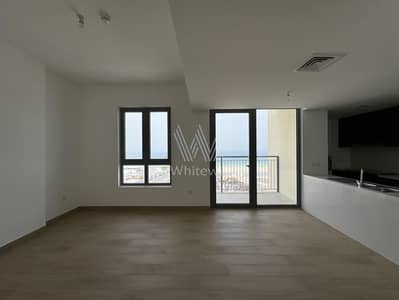 2 Bedroom Flat for Rent in Jumeirah, Dubai - Full Sea View |Beach Access | Corner Unit | Vacant