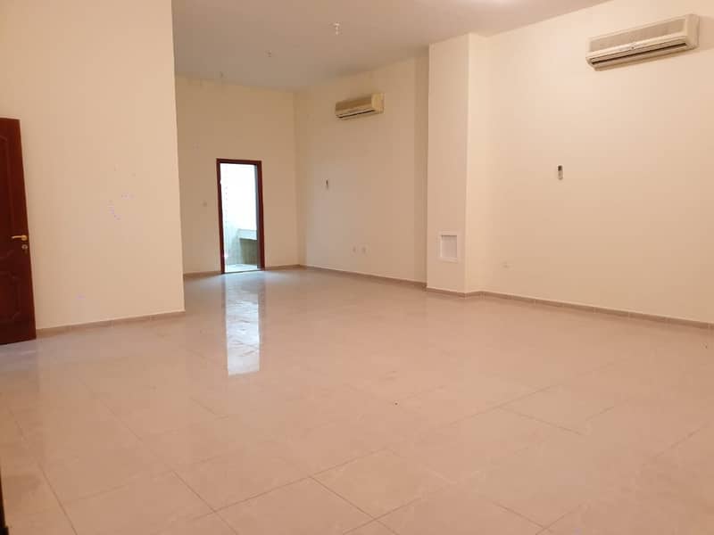 Nice Separate Villa 6 Bedroom With 6 Bathroom  Available Only in 170k/year Back Side Of Mushrif Mall