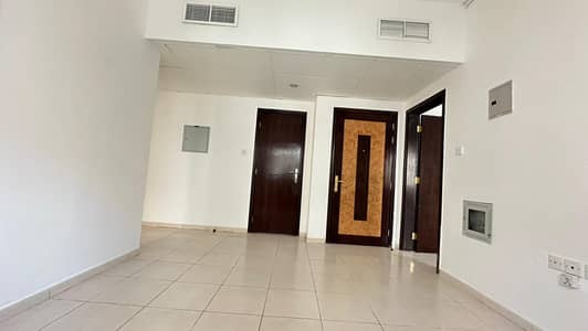 2BHK In  Al Qulayya Sharjah Near To Heera Beach 30,000 Rent 4 to 6 Cheques Payments