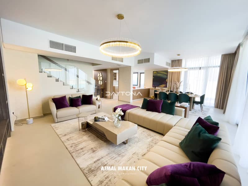 Spacious 5 Bedroom Waterfront Villas in Sharjah Waterfront City