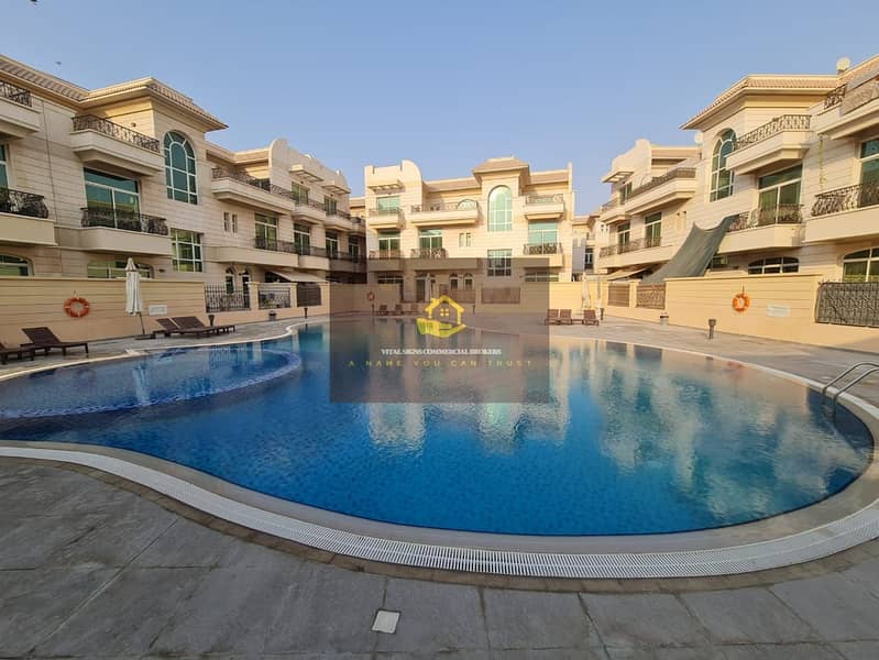 TODAYS OFFER FOR 4 BEDROOMS HALL VILLA WITH INCLUDING WATER ELECTRICITY || 135K