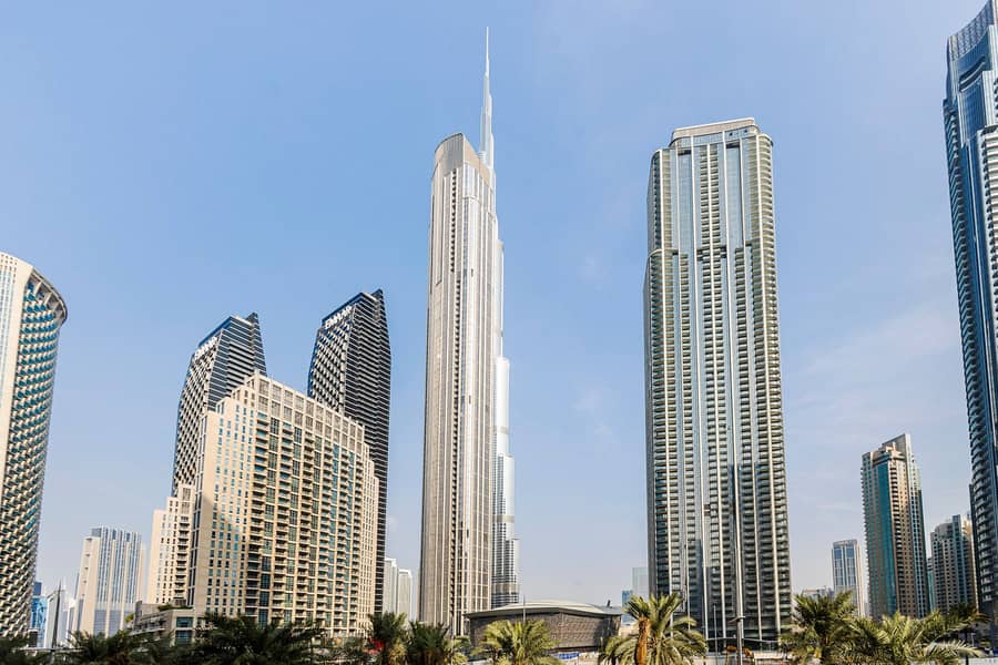 Brand New Spacious Apt Facing Burj Khalifa