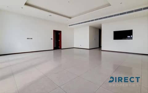 2 Bedroom Flat for Rent in Palm Jumeirah, Dubai - Large Terrace | Prominent Address | Sought After Community