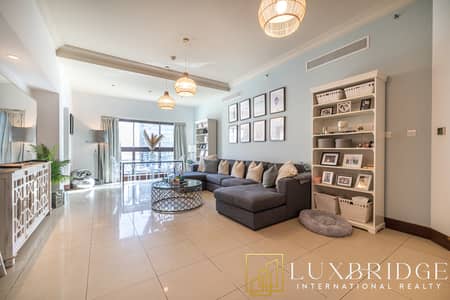 2 Bedroom Apartment for Sale in Palm Jumeirah, Dubai - Huge Layout | Road View | Vacant