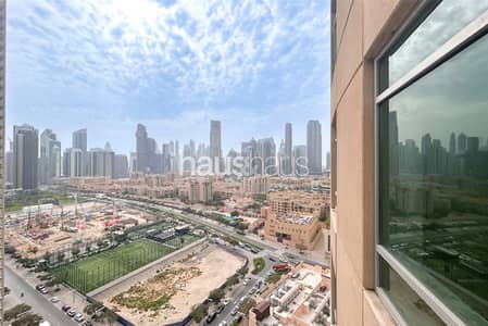 فلیٹ 2 غرفة نوم للبيع في وسط مدينة دبي، دبي - شقة في برج فيوز C،برج فيوز،وسط مدينة دبي 2 غرف 2200000 درهم - 8778559