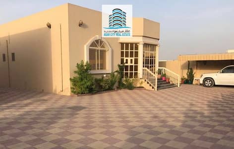 A villa in the best residential locations in Al Mowaihat 3 area, with an excellent design. The villa is close to all services. The villa has electrici