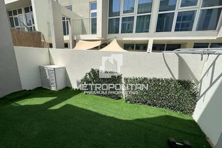 3 Bedroom Villa for Rent in DAMAC Hills 2 (Akoya by DAMAC), Dubai - Fully Furnished | Desert View | Double Row