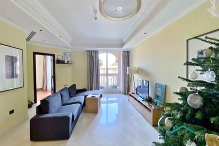 1 Bedroom Apartment for Sale in Palm Jumeirah, Dubai - - Grandeur Residences 
- 1st floor 
- 1 Bedroom
- 2 Bathrooms
- Vacant on transfer
- Built in wardrobes
- Car parking unit 
- Access to pool and gym 
- (contd. . . )