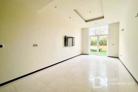 1 Bedroom Apartment for Rent in Palm Jumeirah, Dubai - Unfurnished | Prime Location | Ready To Move In