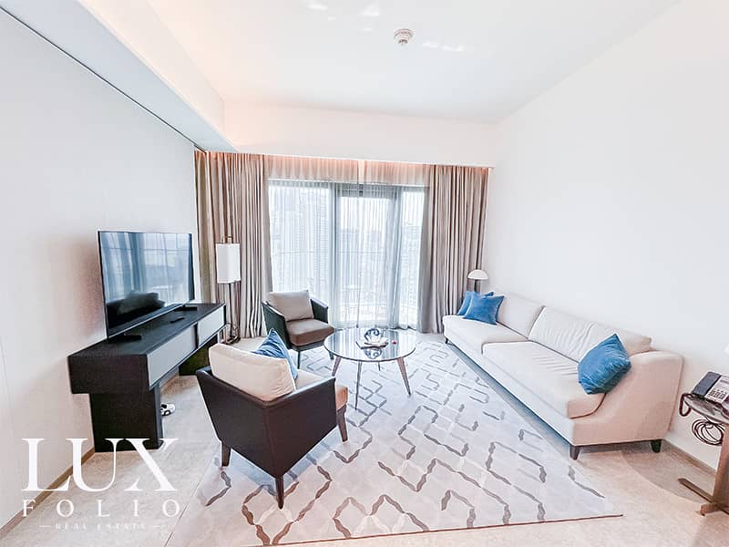 Fully Furnished| High Floor| Luxury