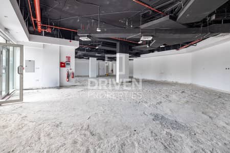 Shop for Rent in Umm Al Sheif, Dubai - Spacious and well Maintained | Retail Space