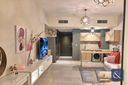 Studio for Sale in Business Bay, Dubai - Furnished | Studio | Rented | Mid Floor