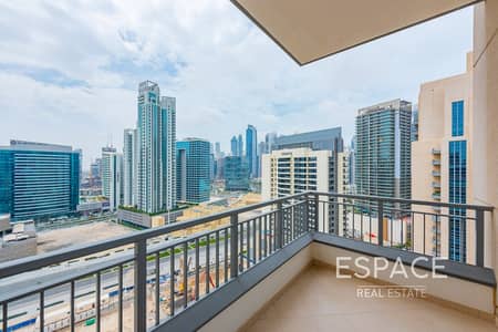 3 Bedroom Flat for Sale in Downtown Dubai, Dubai - Well Maintained | Vacant | Spacious Living