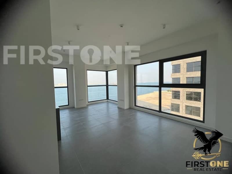 Hot Deal |  Vacant | Prime Location | Sea View