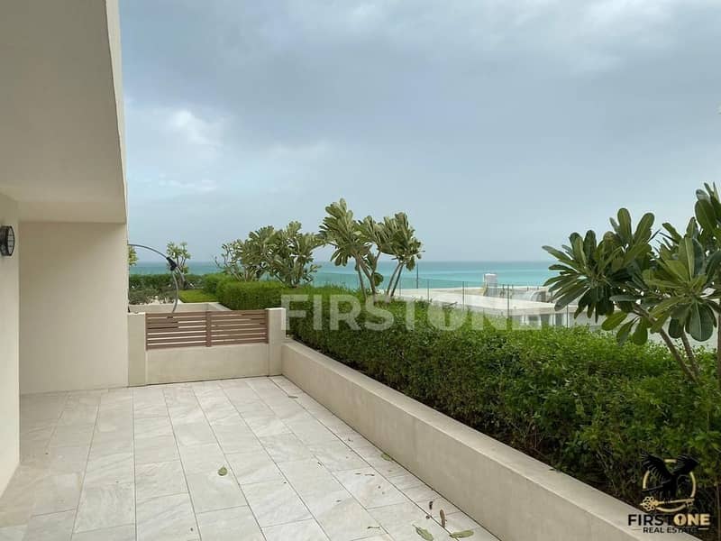 Luxury Living | Beach Access | With Maid Room