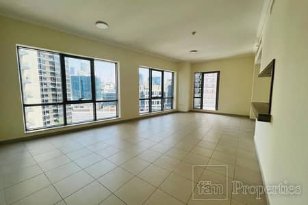 1 Bedroom Apartment for Rent in Downtown Dubai, Dubai - Kitchen Appliances Included, Chiller Free, Vacant