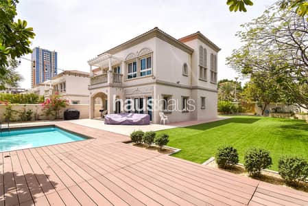 2 Bedroom Villa for Sale in Jumeirah Village Triangle (JVT), Dubai - Large Corner Plot | Upgraded | Next to Park | VOT
