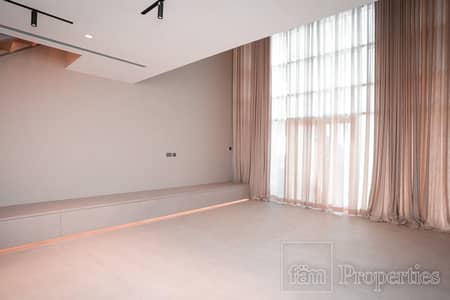 1 Bedroom Flat for Sale in Business Bay, Dubai - Canal View |Fully Renovated |High end Fnishing