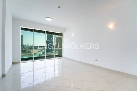 1 Bedroom Flat for Rent in Dubai Sports City, Dubai - Unfurnished | Available Now | Spacious