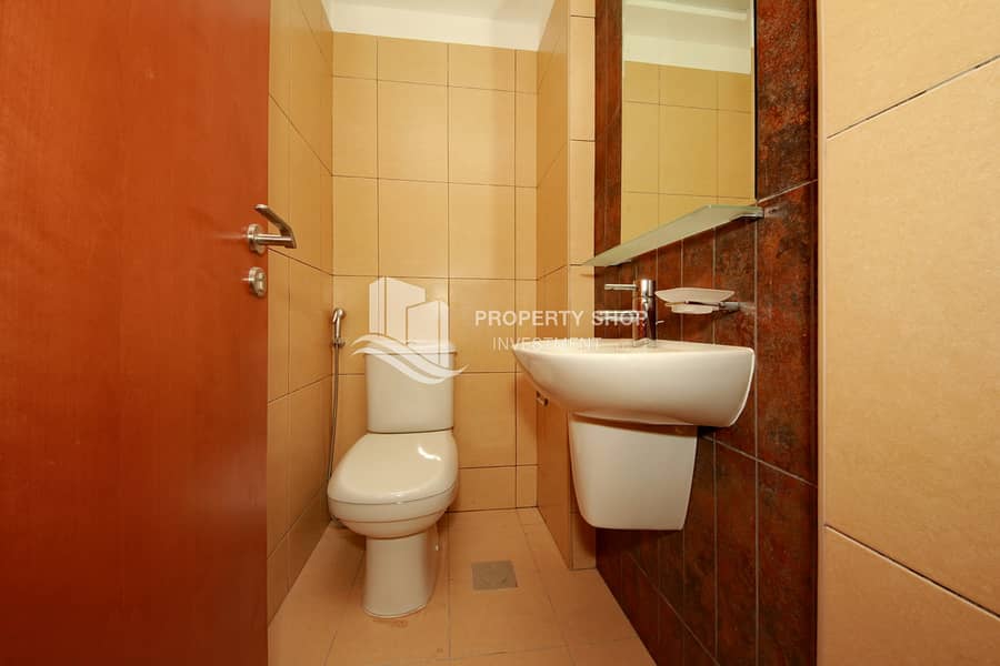 16 2-br-apartment-al-reem-island-shams-abu-dhabi-beach-tower-a-powder-room-1. JPG