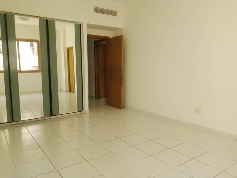 شقة في المنخول،بر دبي 3 غرف 105000 درهم - 8379000