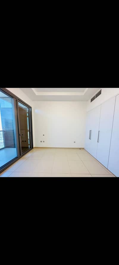 فلیٹ 2 غرفة نوم للايجار في بر دبي، دبي - شقة في المنخول،بر دبي 2 غرف 103500 درهم - 8413133