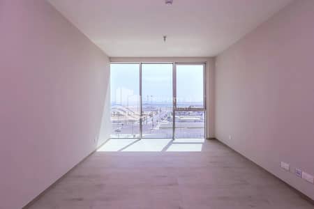 1 Bedroom Apartment for Sale in Al Reem Island, Abu Dhabi - 1-bedroom-apartment-al-reem-island-shams-abu-dhabi-yasmina-residences-living-area-1. JPG