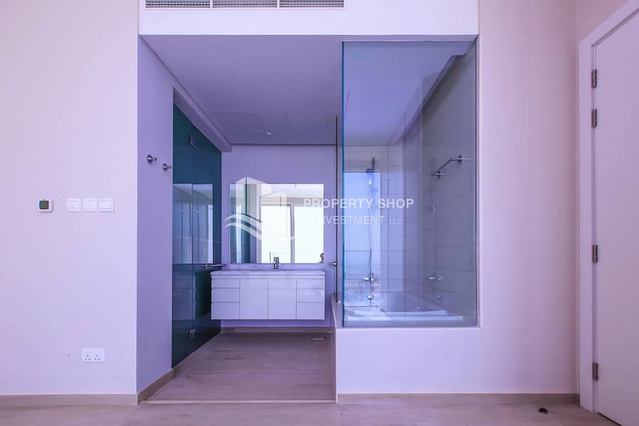 8 1-bedroom-apartment-al-reem-island-shams-abu-dhabi-yasmina-residences-bathroom-1. JPG