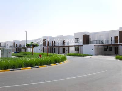 شقة 1 غرفة نوم للبيع في الغدیر، أبوظبي - شقة في الغدير المرحلة الثانية،الغدیر 1 غرفة 570000 درهم - 8787036