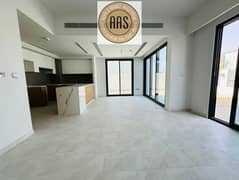 Hot Property ! 4BR Townhouse Villa For Rent With Maid Room In La Rosa 4