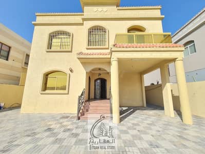 For rent, a villa in Al Mouihat area, consisting of 6 rooms, a sitting room, a hall, and a maids room