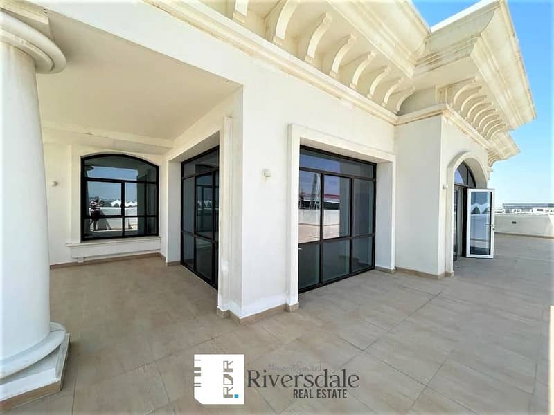 Huge Apartment -Golf & Sea View 3BHK +Maid with Large Terrace