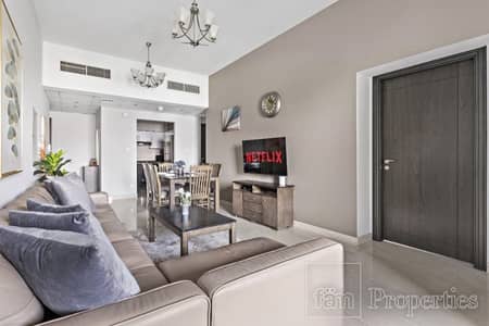 4 Bedroom Flat for Rent in Business Bay, Dubai - Iconic Burj Khalifa and Canal Views I 2 Balconies