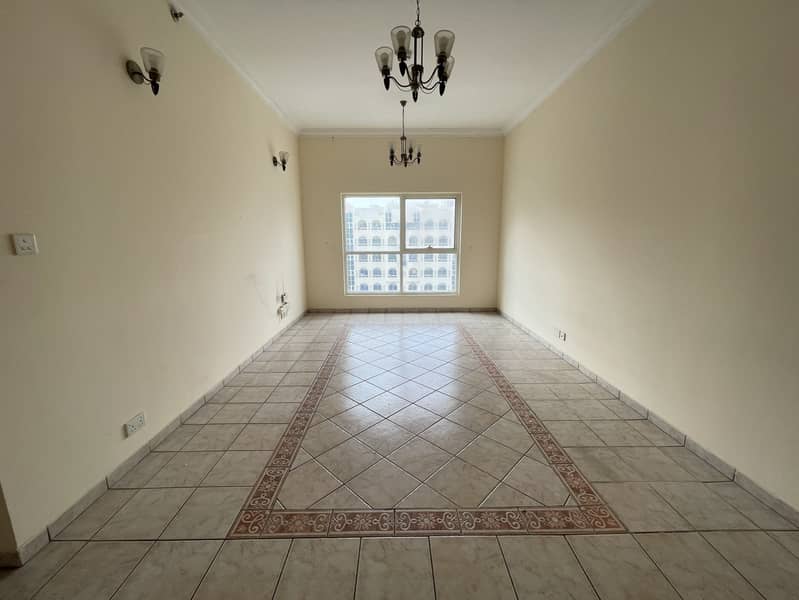 Квартира в Бур Дубай，Аль Манкул，Здание Афнан, 1 спальня, 67000 AED - 8788265
