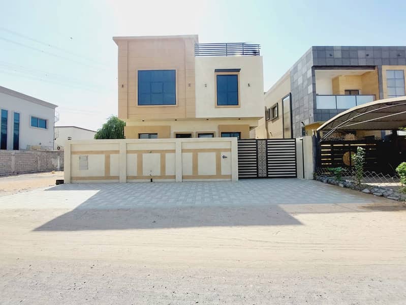For rent in Al Helio 2 Directly opposite the mosque 5 master bedrooms, a living room with sinks, a hall, a kitchen, and a maid’s room 90 thousand required