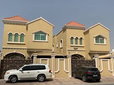 Villa for annual rent in Al Mowaihat area. The villa is ready for immediate move-in. It has large master bedrooms and is also close to the main exits