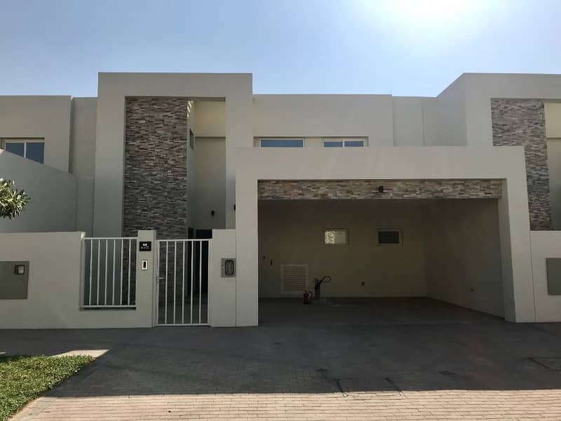 No Commission!New 3 Bedroom Villa for rent in Bemruda, Mina Al Arab.