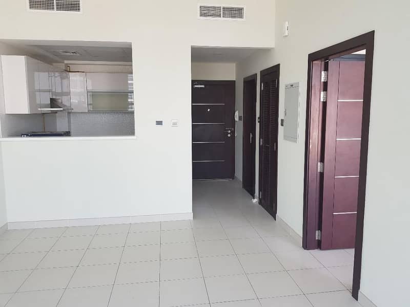 Spacious one bedroom for rent in GLITZ only in 50k