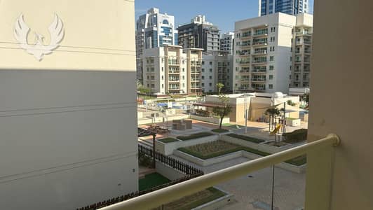 1 Bedroom Apartment for Sale in The Greens, Dubai - Pool view | Bright | Well Maintained