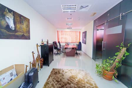Office for Rent in Business Bay, Dubai - VACANT | FITTED AND FURNISHED | CANAL FACING
