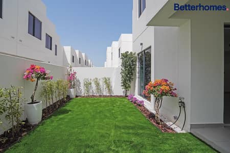 3 Bedroom Townhouse for Rent in Yas Island, Abu Dhabi - Modified Garden | Near to Community Pool and Gym