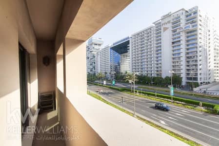 1 Bedroom Apartment for Sale in Palm Jumeirah, Dubai - Priced to Sell| Vacant | Exclusive