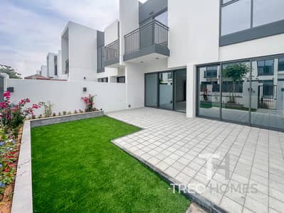3 Bedroom Townhouse for Rent in Dubailand, Dubai - Landscaped Garden | Ready to move into |