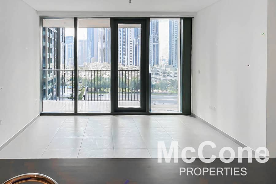 Stunning Pool View | Spacious Apartment | Vacant