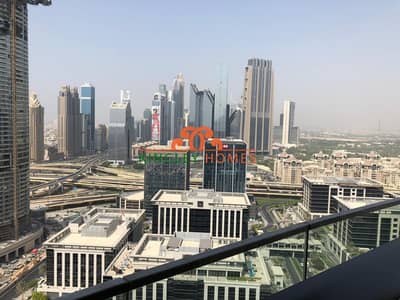 Mid floor | Corner unit | Panoramic view Mid floor | Corner unit | Panoramic view