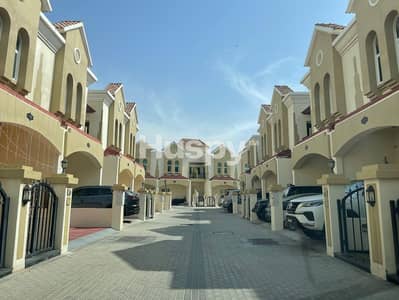تاون هاوس 3 غرف نوم للايجار في مدينة دبي الصناعية، دبي - تاون هاوس في صحارى ميدوز 1،صحارى ميدوز،مدينة دبي الصناعية 3 غرف 80000 درهم - 8798261