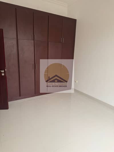 4 Bedroom Villa for Rent in Mirdif, Dubai - 4  BHK 5 BATHROOM  COMPOUND  VILLA WITH 2 PARKING